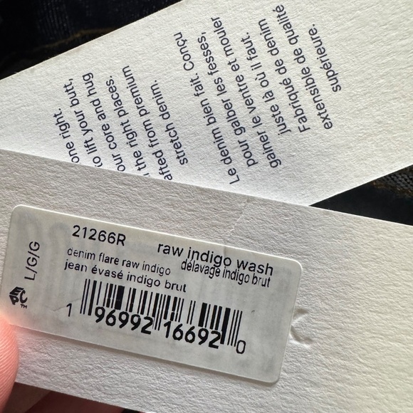 SPANX Spanxshape  Everywear Flare Jeans Raw Indigo  Blue Flare Jeans sz large - Picture 10 of 14